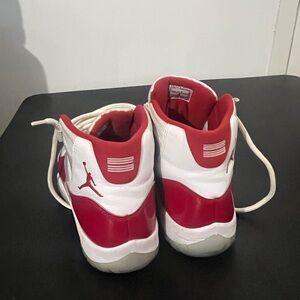 Jordan 11 Retro Men's Athletic Shoes - Red and White
